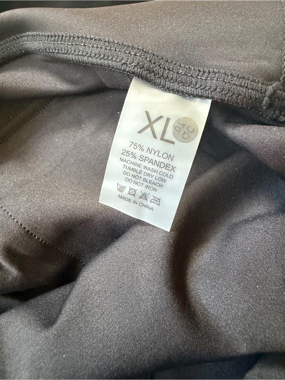 YEOREO Black Hedda CoreFlex Leggings - Picture 6 of 6